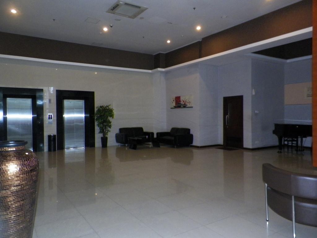 Lampion Hotel Solo Dış mekan fotoğraf