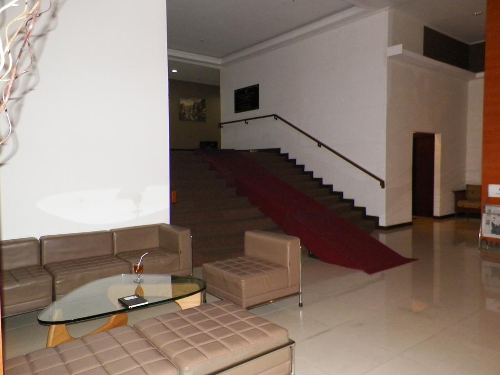 Lampion Hotel Solo Dış mekan fotoğraf